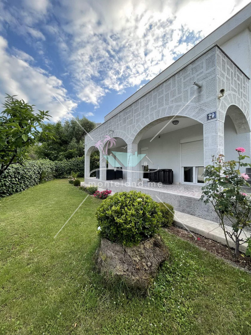 House, offers sale, BUDVA, BABIN DO, Montenegro, 206M, Price - 590000€