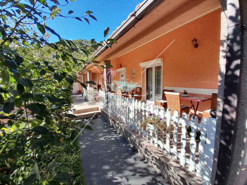 House, offers sale, CETINJE, CETINJE, Montenegro, 210M, Price - 200000€