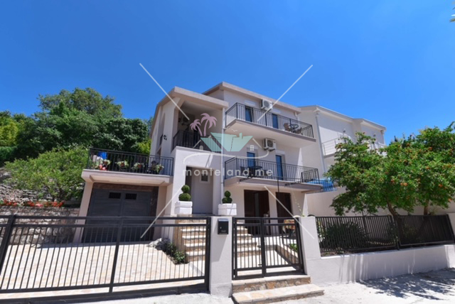 House, offers sale, BUDVA OKOLINA, PETROVAC, Montenegro, 160M, Price - 350000€
