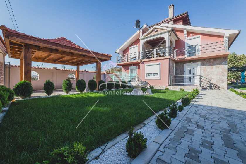 House, Long term rental, PODGORICA OKOLINA, DONJI KOKOTI, Montenegro, 200M, Price - 2000€