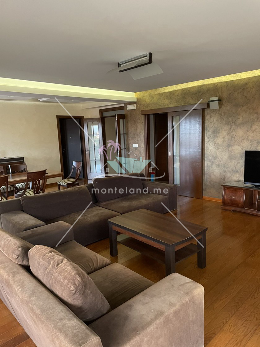 Квартира, Долгосрочная аренда, PODGORICA, GORICA C, Черногория, 165M, Цена - 2000€