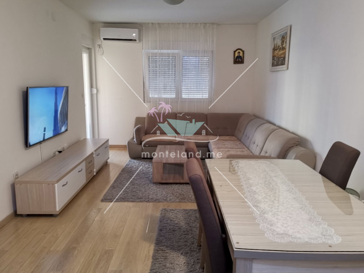 Квартира, Долгосрочная аренда, PODGORICA, CITY KVART-DELTA, Черногория, 48M, Цена - 450€