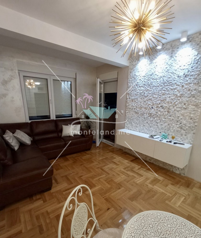 Квартира, Долгосрочная аренда, PODGORICA, LJUBOVIĆ, Черногория, 45M, Цена - 470€