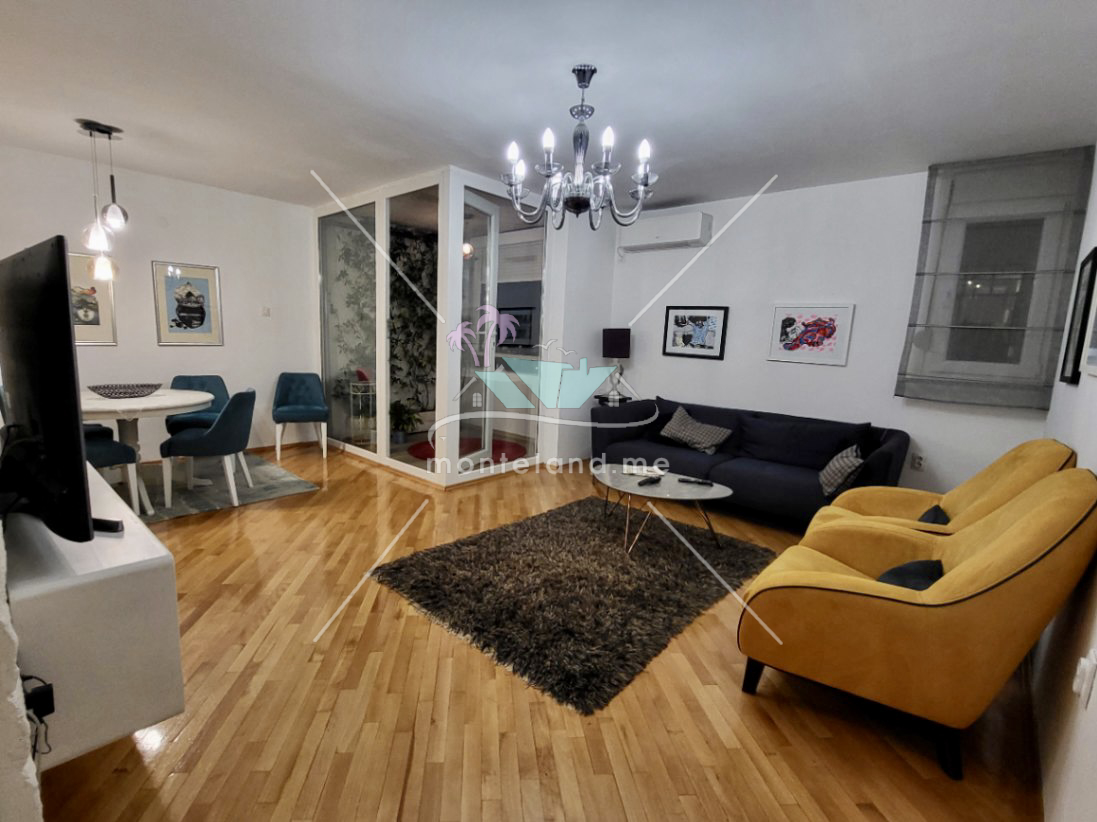 Квартира, Долгосрочная аренда, PODGORICA, BLOK 5, Черногория, 100M, Цена - 1000€