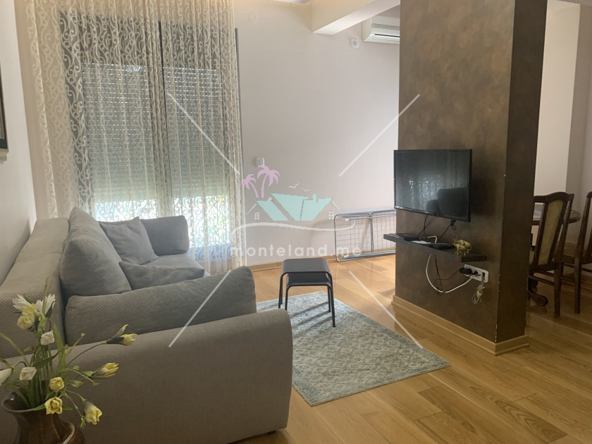 Wohnung, Urlaubsangebote, BUDVA, CENTAR, Montenegro, 40M, Preis - 60€