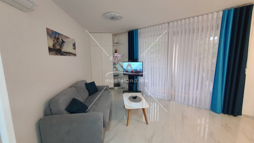Wohnung, Urlaubsangebote, BUDVA OKOLINA, RAFAILOVIĆI, Montenegro, 60M, Preis - 800€