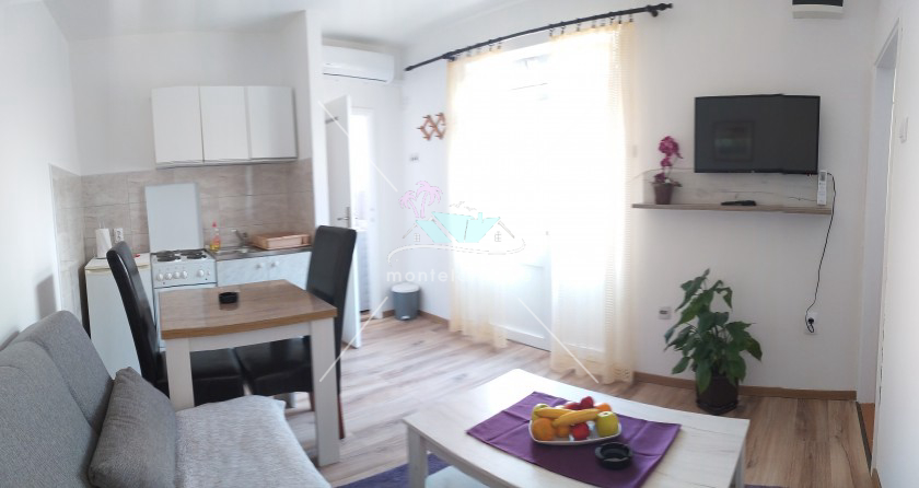 Apartment, offers vacation, TREBINJE, POLICE, Montenegro, 41M, Price - 25€
